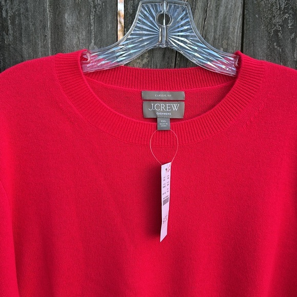 I.Crew Classic Fit Cashmere Crewneck Sweater - Picture 4 of 9